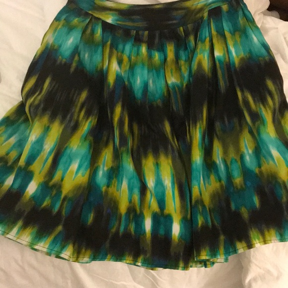 Fun Multi-Colored Skirt - Picture 2 of 3